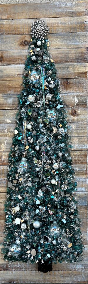 Glitzy Glassy Christmas Tree Glass Art